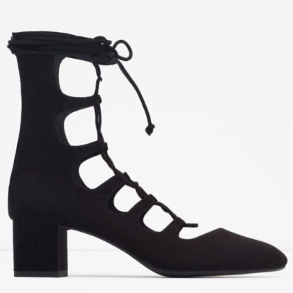 Zara Womenβs Basic Black Lace Upβ Block Heels Booties Boho Witchy Goth Neutral 8